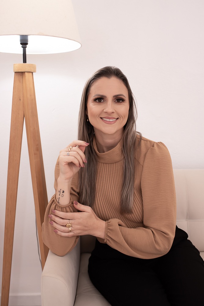 Ana Amália Roveda, doutora em Educação e professora de Atendimento Educacional Especializado